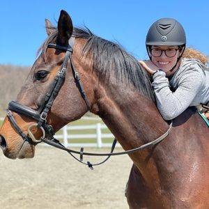 Meet your Posher, Julie